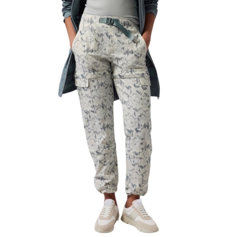 Athleta Trekkie Convertible Hike Pant,Ethereal Bloom SIZE 12